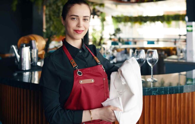 in ristorazione personale contento con invio automatico di cob comunicazione obbligatoria