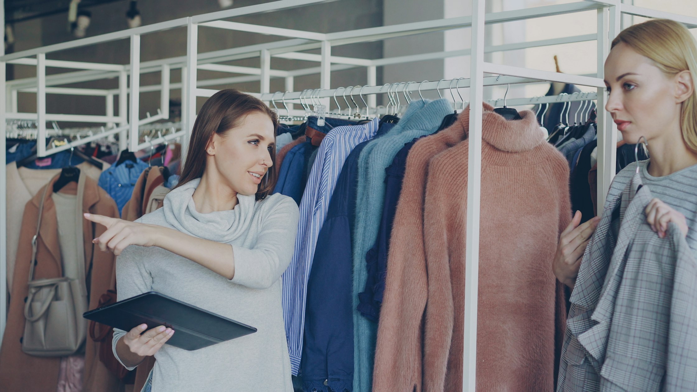 Turni Black Friday e Natale in negozio: come coprire i picchi (2026)
